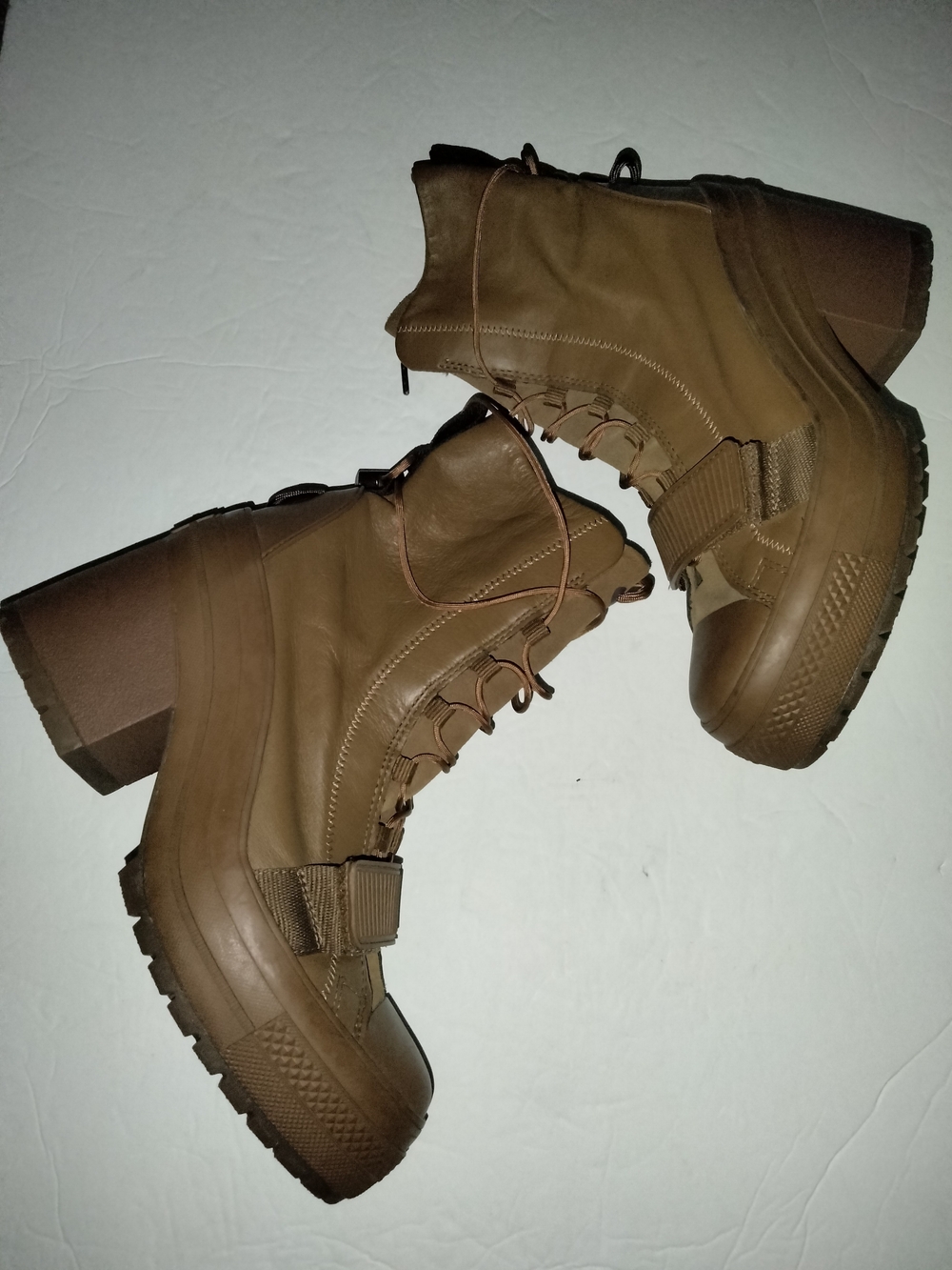 Converse (Sz 8.5) Camel Brown Chunky Lace-Up Platform Ankle Combat Fashion Boots
